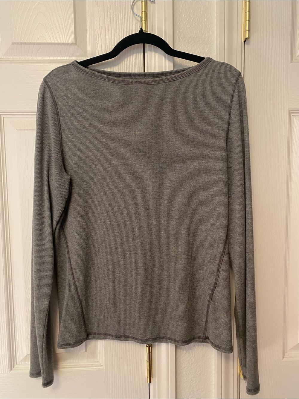 Abercrombie & Fitch Heather Gray Long-Sleeve Knit Top